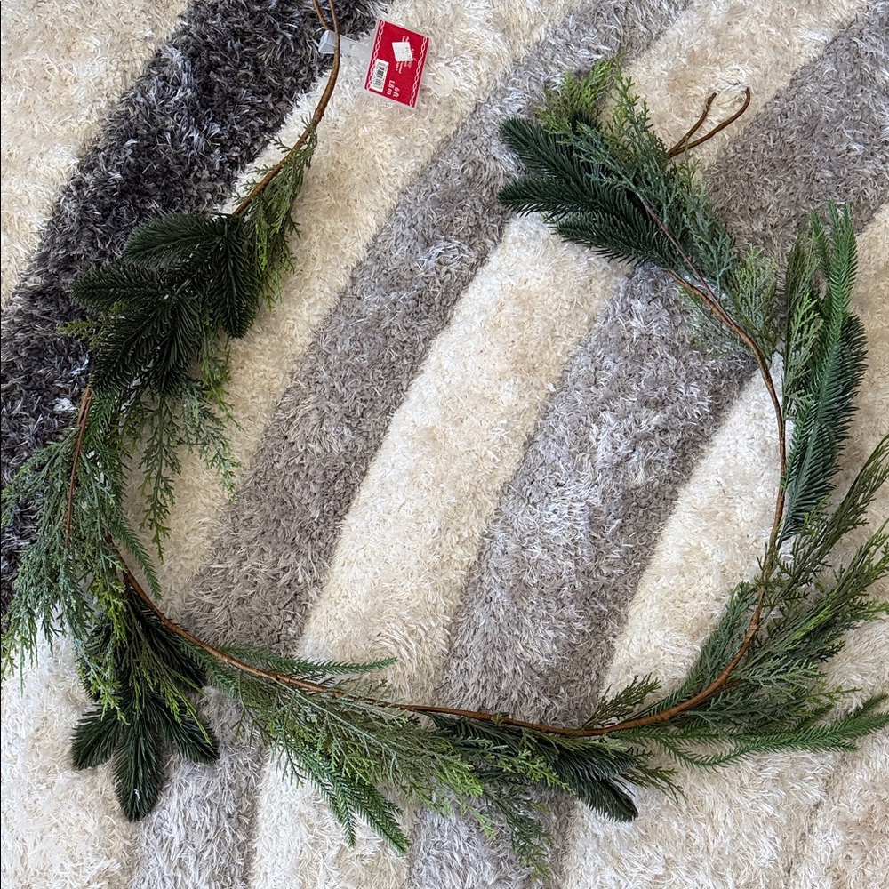 Evergreen Mixed Artificial Pine Garland